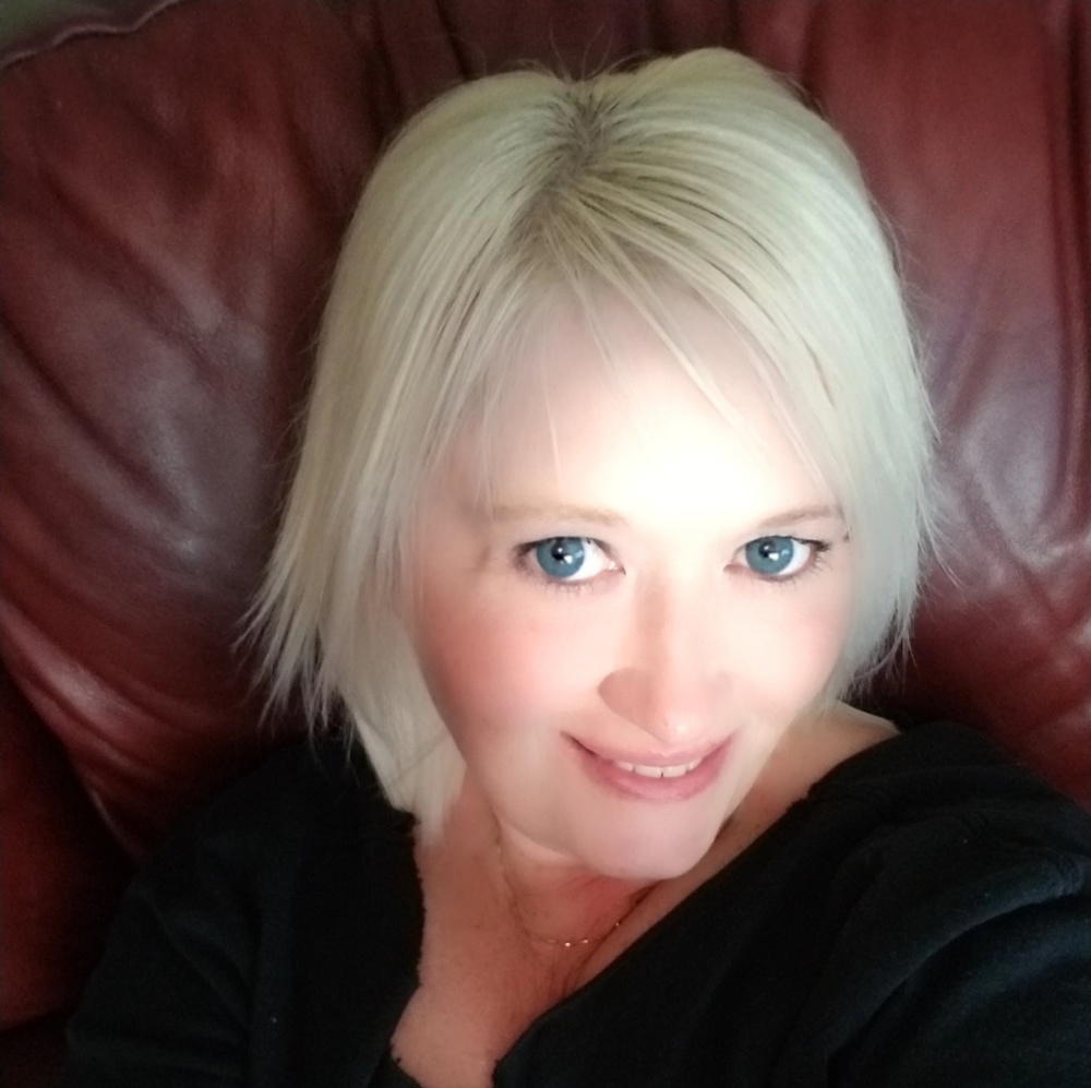 Meet your Posher, Connie